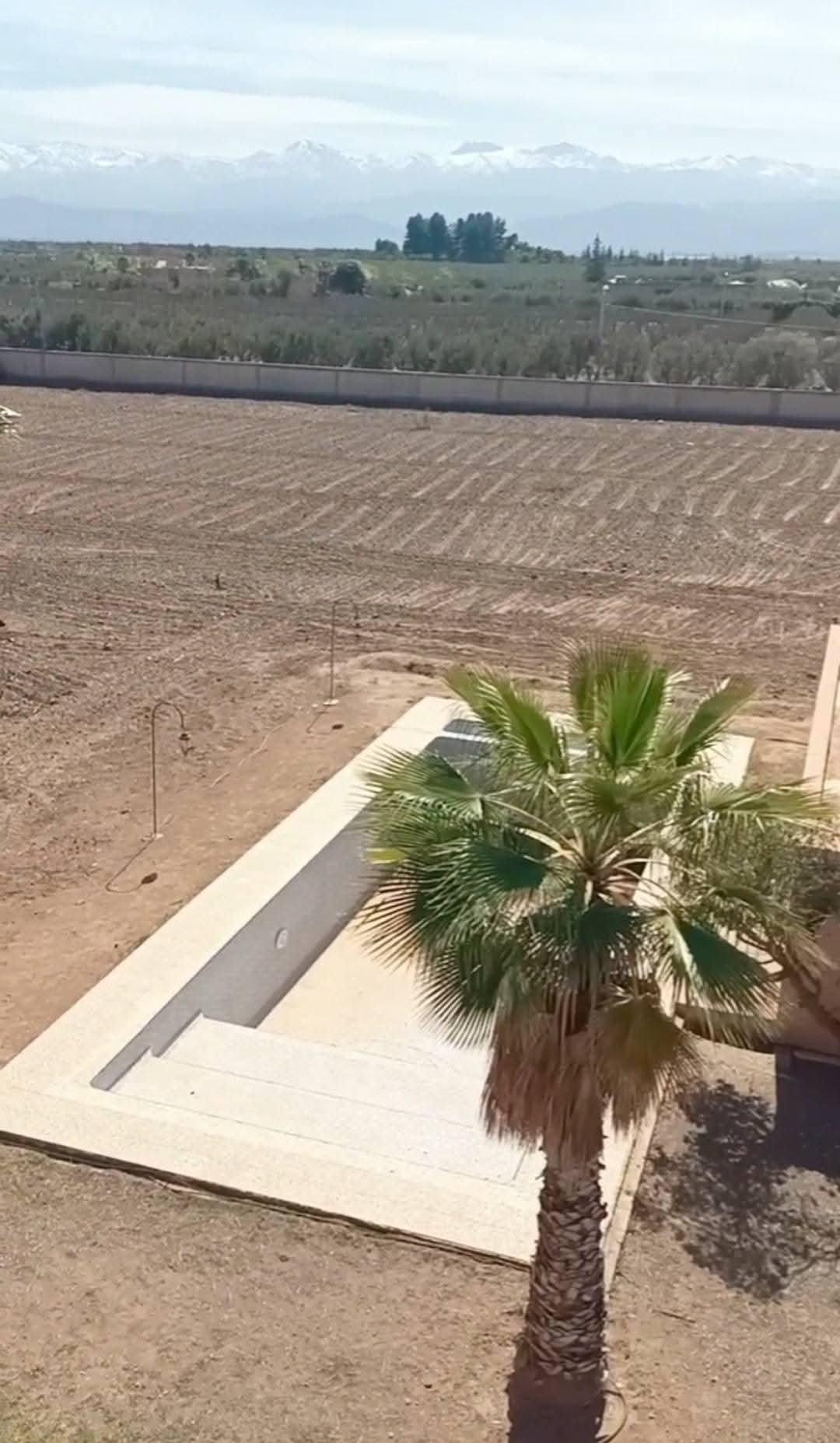 🇲🇦 EXCLUSIVITÉ – VILLA DE CHARME SUR 1 HECTARE – ROUTE DE L’OURIKA