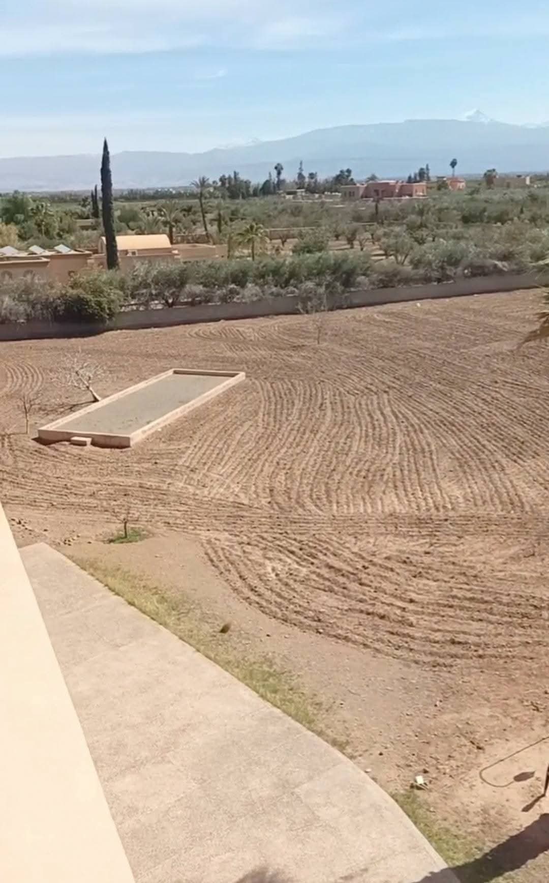 🇲🇦 EXCLUSIVITÉ – VILLA DE CHARME SUR 1 HECTARE – ROUTE DE L’OURIKA