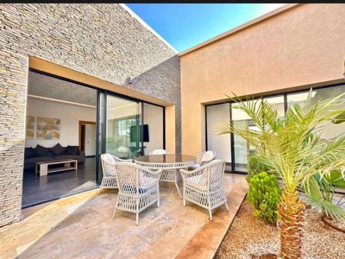 🇲🇦 Villa de Charme à Vendre – Marrakech, Route de Ouarzazate