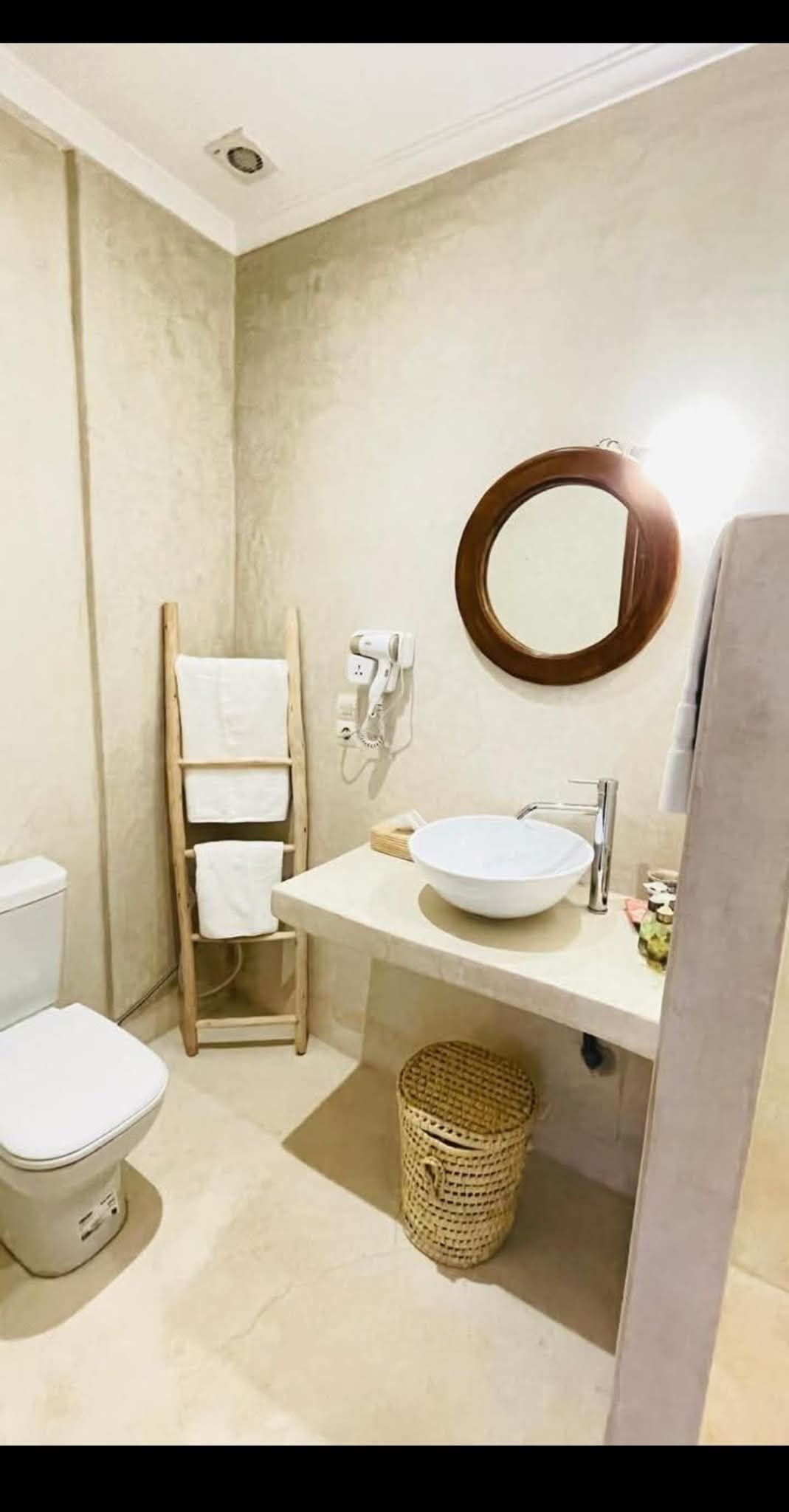 🇲🇦MERVEILLEUX RIAD À VENDRE – Meublé & Titré au Cœur de la Médina | Riad Larousse – Marrakech