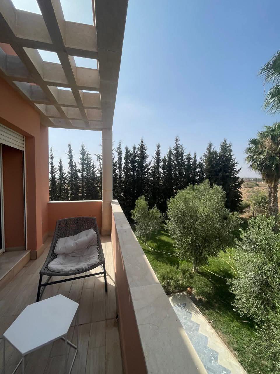 🇲🇦✨A vendre Somptueuse Villa de Prestige à Marrakech – VNA + Titre Foncier