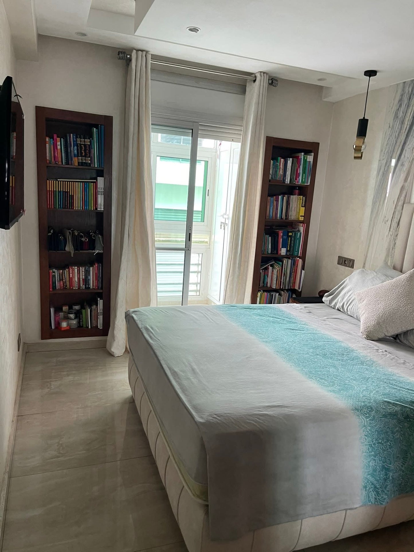 🇲🇦BEL APPARTEMENT À VENDRE – Appartement Rénové & Ensoleillé | Résidence Al Koutoubia – Nadssim Sidi Maarouf, Casablanca
