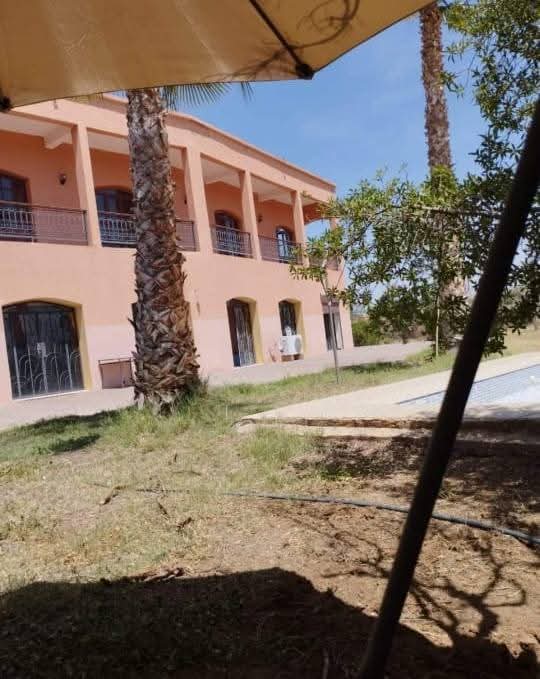 🇲🇦 EXCLUSIVITÉ – VILLA DE CHARME SUR 1 HECTARE – ROUTE DE L’OURIKA