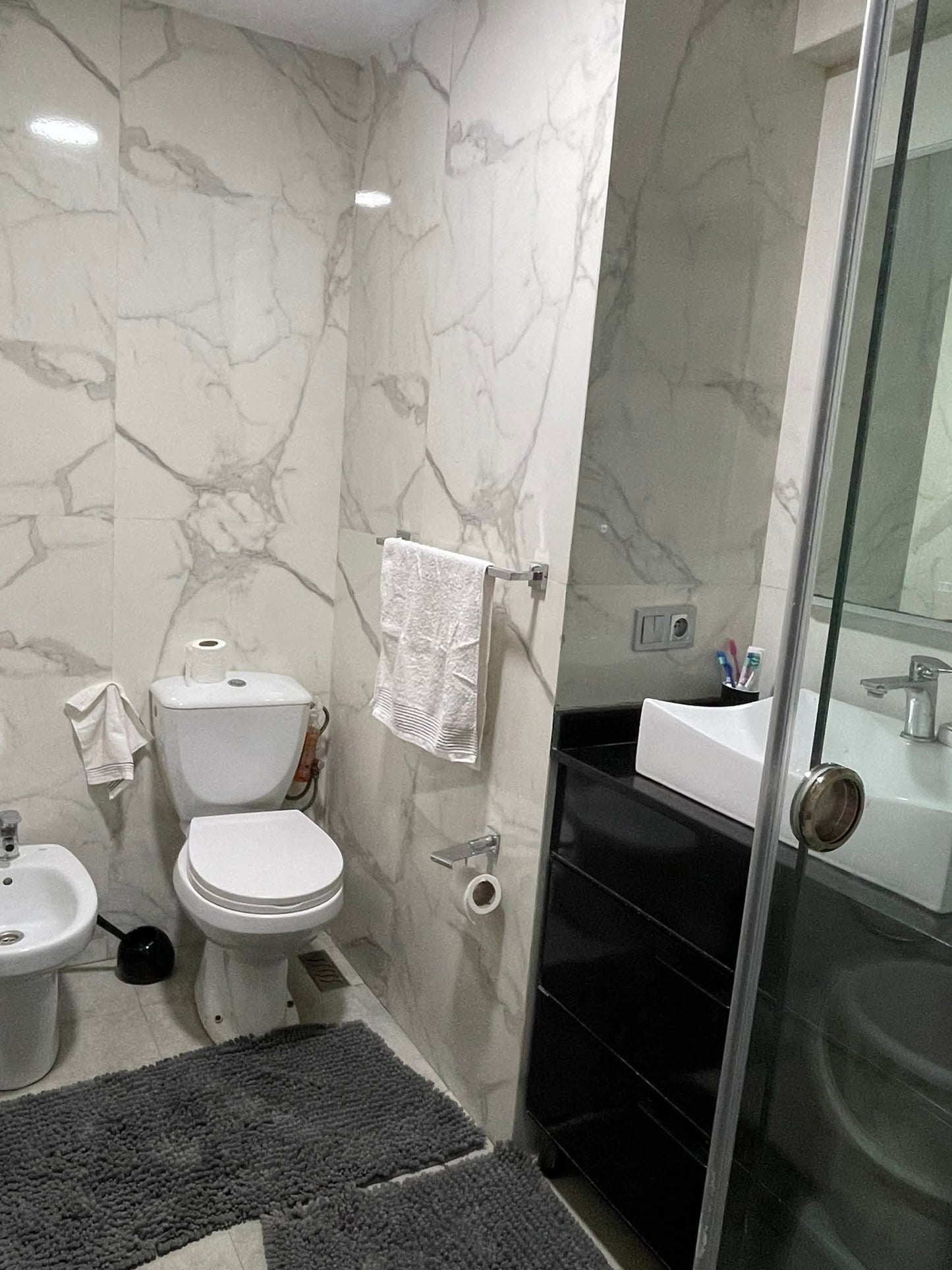 🇲🇦BEL APPARTEMENT À VENDRE – Appartement Rénové & Ensoleillé | Résidence Al Koutoubia – Nadssim Sidi Maarouf, Casablanca
