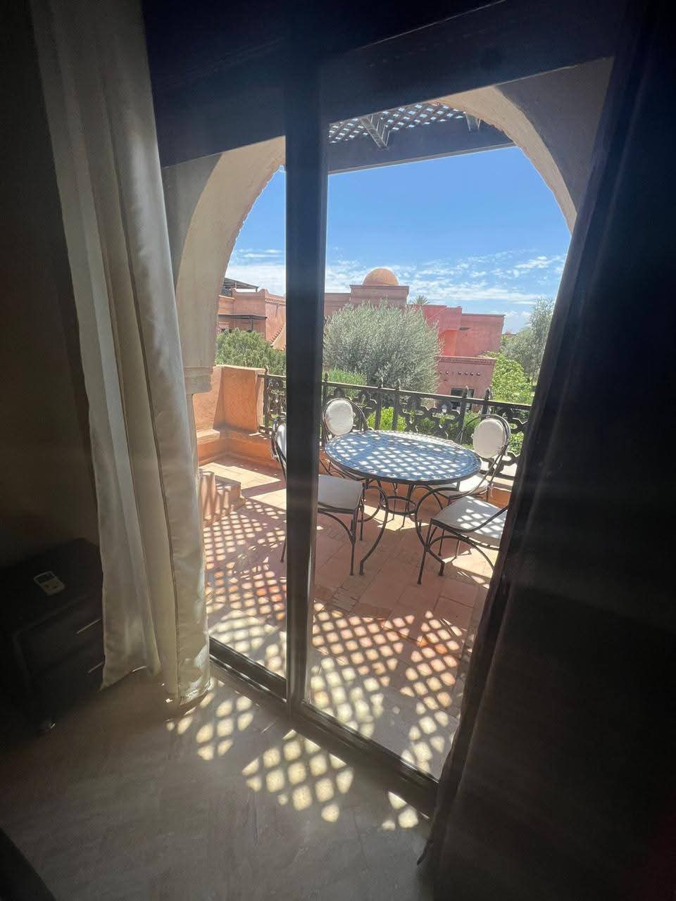 🇲🇦 Opportunité à Saisir – Appartement avec Rooftop Privatif – Marrakech Route de Fès