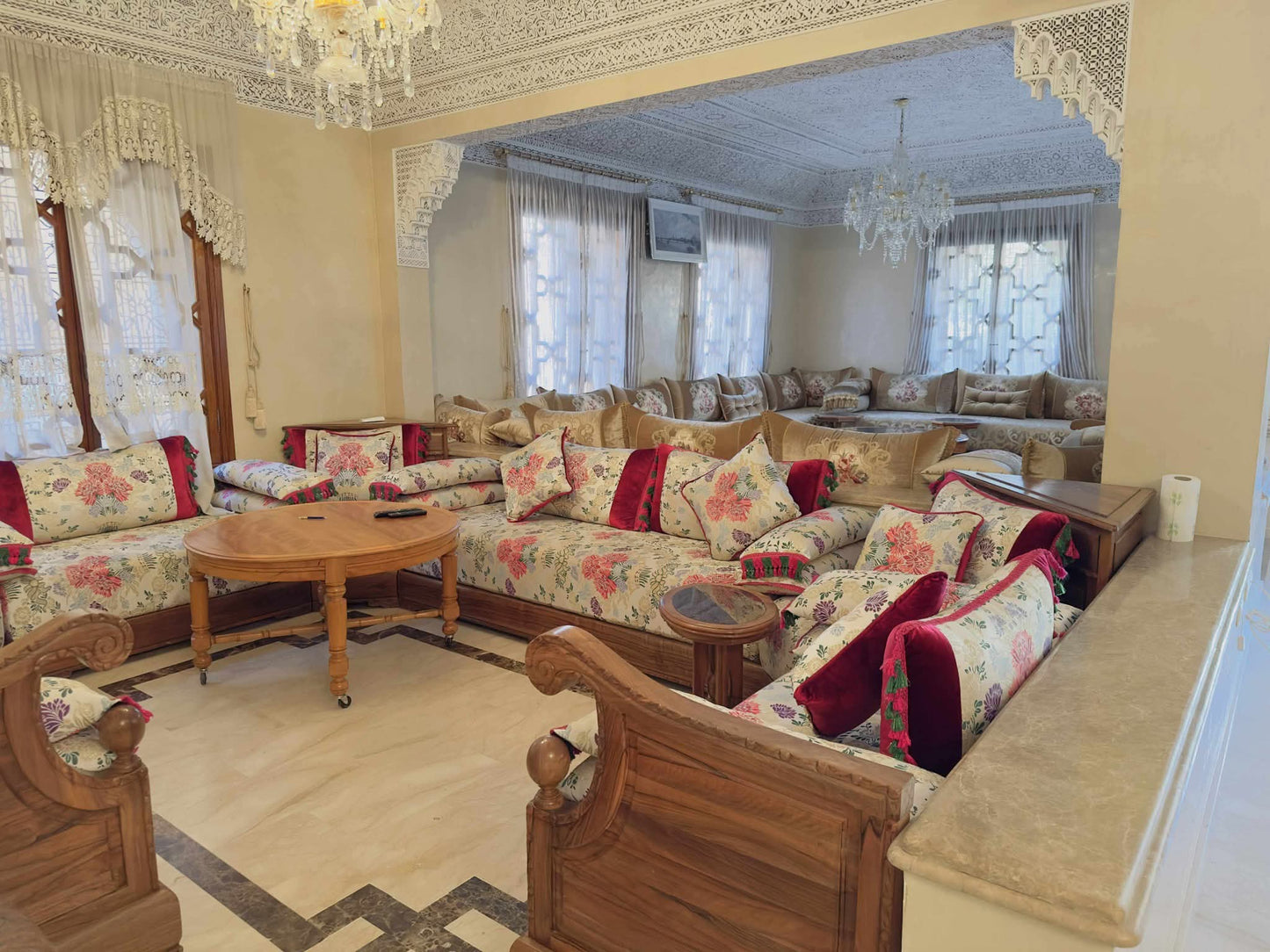 🇲🇦 À VENDRE – Villa traditionnelle spacieuse à Sidi Abbad 1, Marrakech 🇲🇦