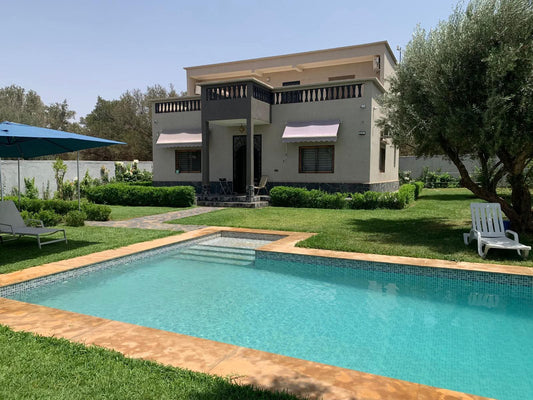 🇲🇦 Villa Titrée à Vendre avec Piscine – Route de l’Ourika, Marrakech