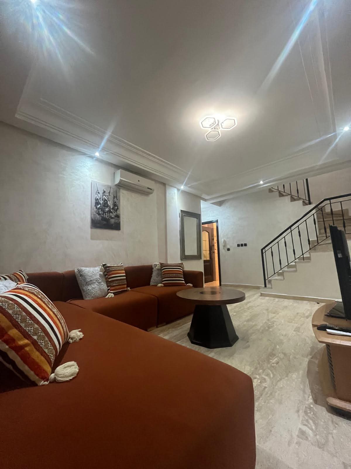 🌴✨A VENDRE CHARMANT DUPLEX moderne à Marrakech 🇲🇦– Route de Casa (5 min McDo)